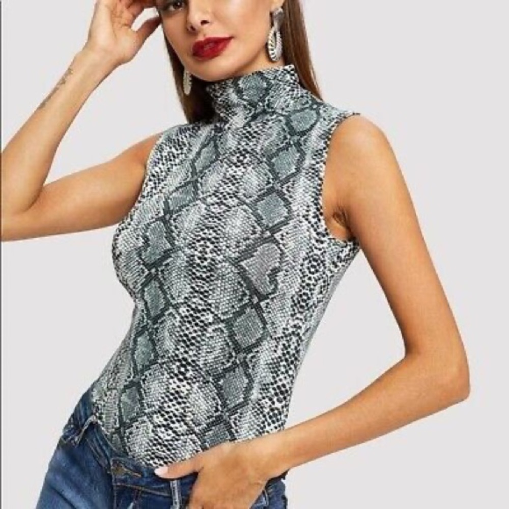 Sleeveless mock neck snake print top